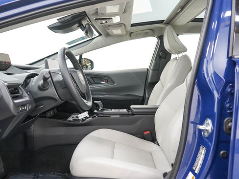 Used 2026 Toyota Prius XLE AWD/4WD image 20