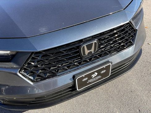 Used 2024 Honda Accord EX image 8