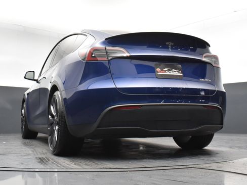 Used 2022 Tesla Model Y Performance AWD/4WD image 23