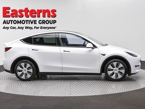 Used 2023 Tesla Model Y Long Range AWD/4WD image 4