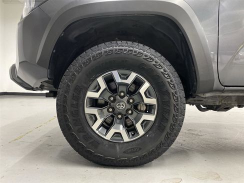 Used 2023 Toyota Tacoma TRD Off-Road w/ Black Out Package (TMS) image 22