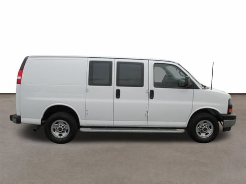 Used 2024 GMC Savana 2500 w/ Driver Convenience Package RWD image 2