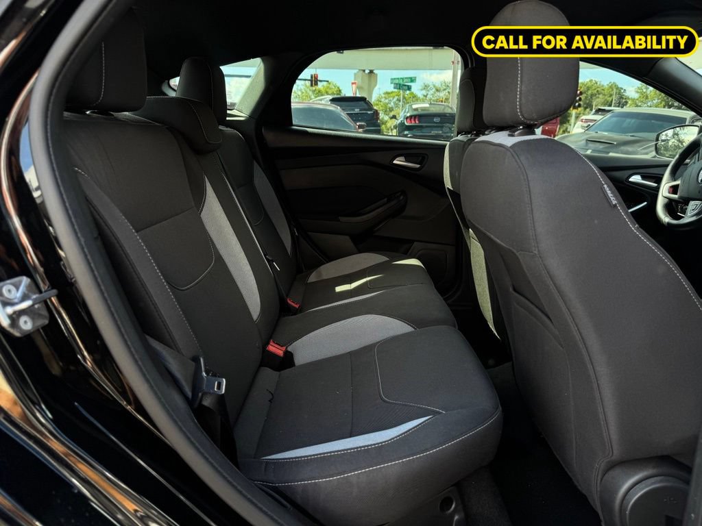 Used 2017 Ford Focus ST FWD image 19