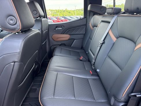 New 2026 GMC Canyon AT4 w/ Technology Plus Package AWD/4WD image 6