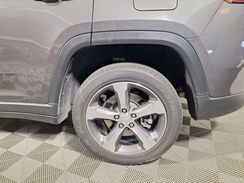 Used 2023 Jeep Grand Cherokee 4WD 4xe image 25