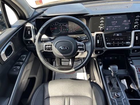 Used 2021 Kia Sorento S AWD/4WD image 13