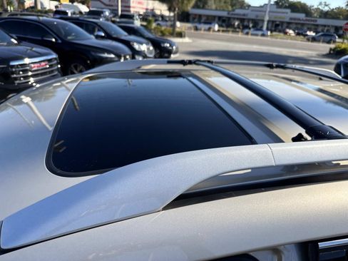 Used 2015 Lexus RX 450h AWD image 34