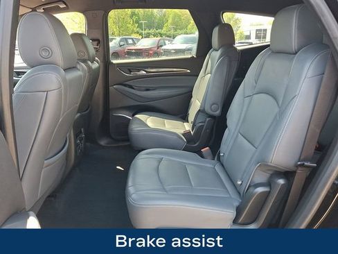 Used 2024 Buick Enclave Premium AWD/4WD image 18