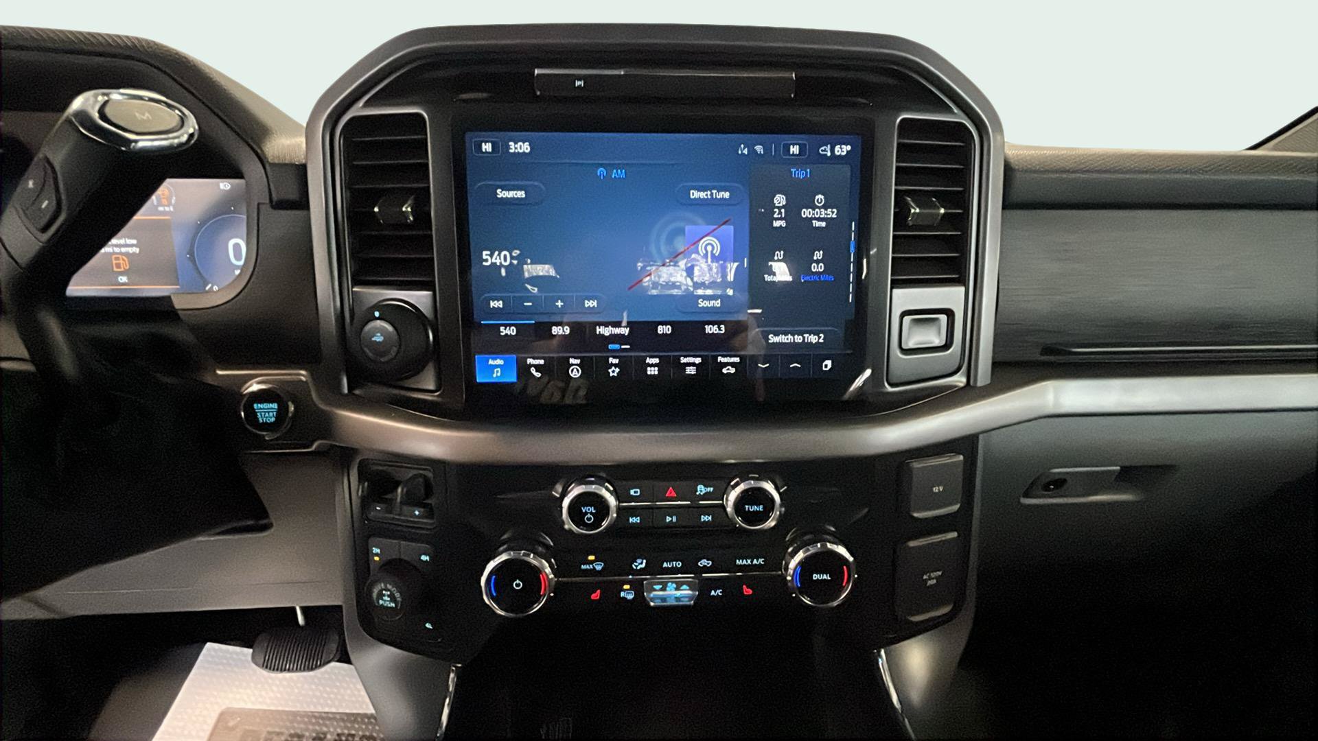 Used 2025 Ford F150 XLT w/ Equipment Group 302A MID AWD/4WD image 13