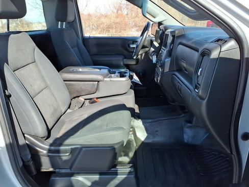 Used 2019 Chevrolet Silverado 1500 W/T w/ WT Appearance Package image 6