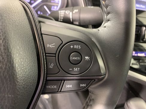 Used 2024 Toyota Camry SE w/ Convenience Package image 22