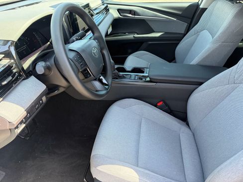 Used 2026 Toyota Camry LE FWD image 8