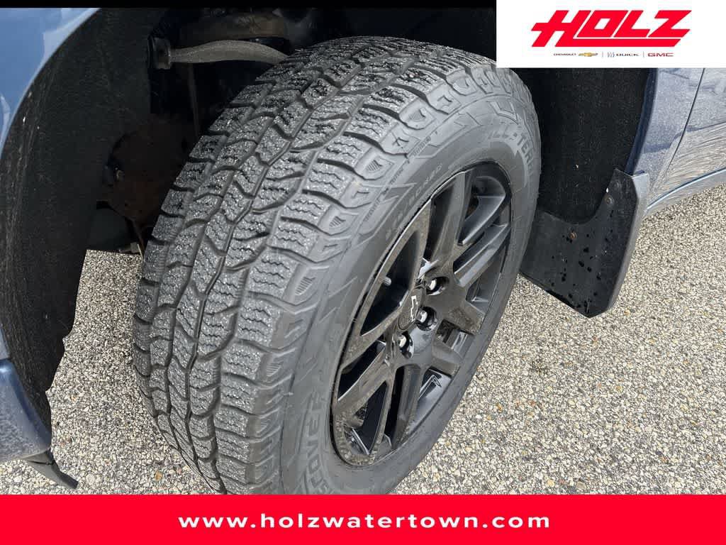Certified 2024 Chevrolet Silverado 1500 RST w/ Z71 Off-Road Package AWD/4WD image 3