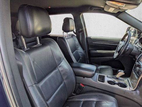 Used 2017 Jeep Grand Cherokee Limited RWD image 13