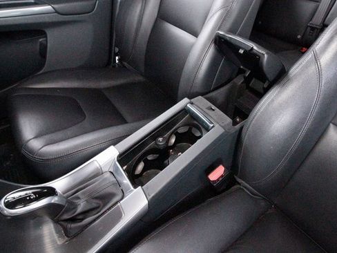 Used 2016 Volvo XC60 T5 Premier w/ Climate Package image 13