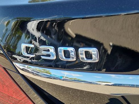Used 2019 Mercedes-Benz C 300 4MATIC Sedan image 30