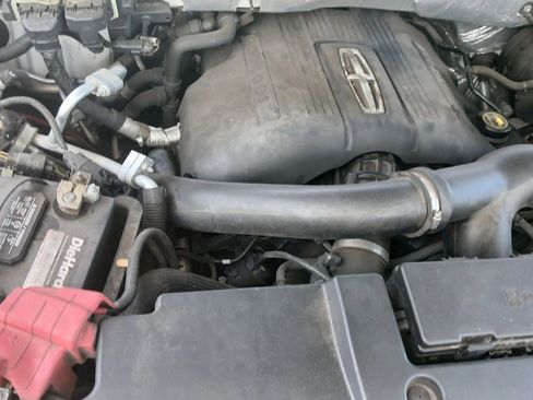 Used 2017 Lincoln Navigator L Reserve image 9