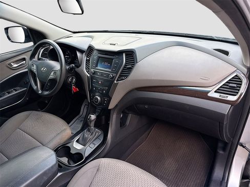 Used 2018 Hyundai Santa Fe Sport image 28