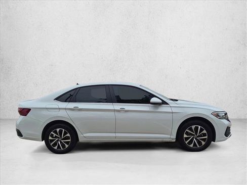 Used 2024 Volkswagen Jetta S FWD image 4