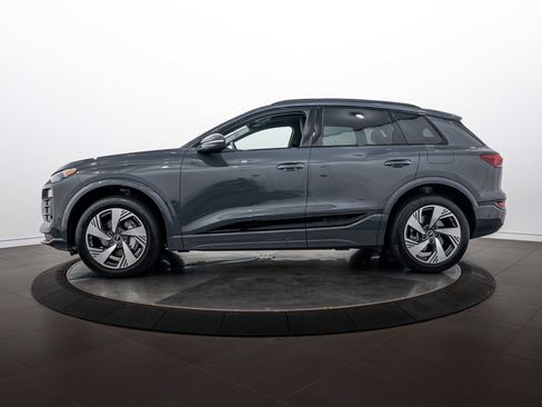 Used 2025 Audi Q6 e-tron Premium Plus w/ Premium Plus AWD/4WD image 6