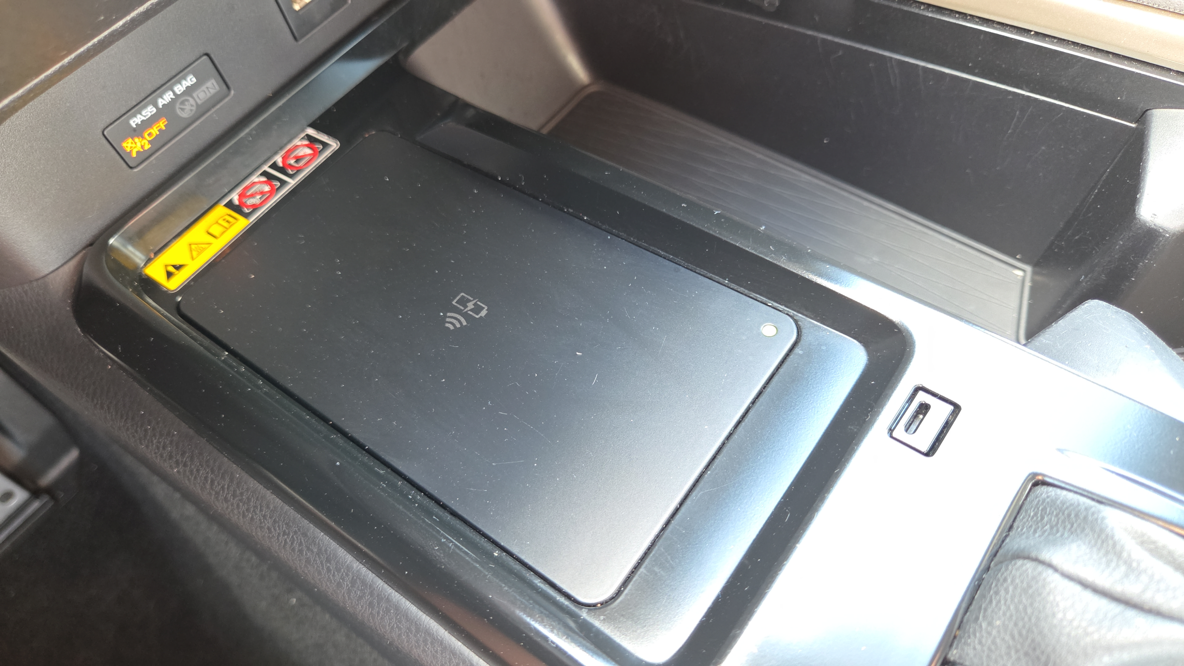 Certified 2025 Toyota Camry SE FWD image 23