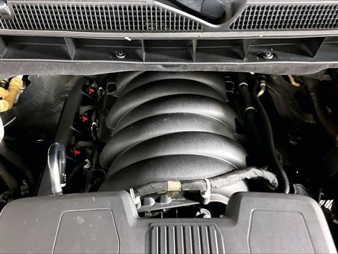 Certified 2023 GMC Yukon Denali w/ Advanced Technology Package image 32