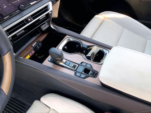 Certified 2026 Lexus RX 350 AWD w/ Convenience Package image 17