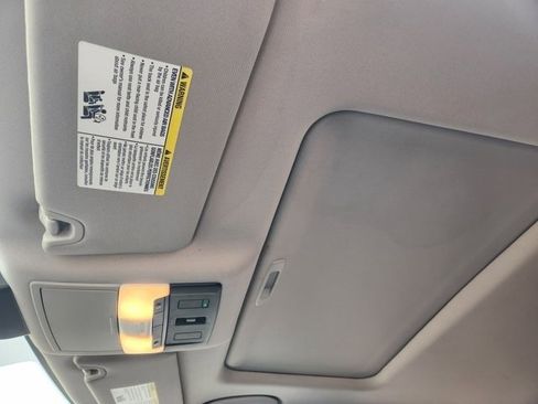 Used 2023 Nissan Altima 2.5 SR w/ SR Premium Package image 24