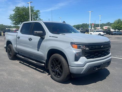 Used 2024 Chevrolet Silverado 1500 Custom w/ Turbomax Blackout Package AWD/4WD image 2