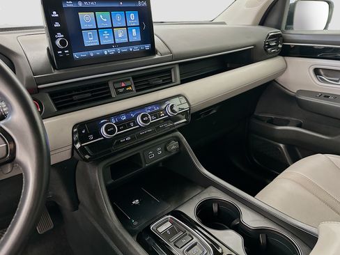 Used 2023 Honda Pilot EX-L image 25