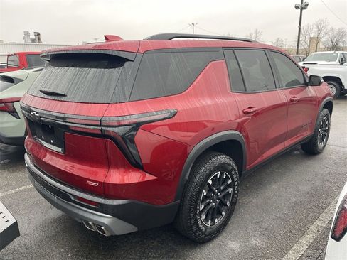 Used 2025 Chevrolet Traverse Z71 w/ Driver Confidence Package image 13