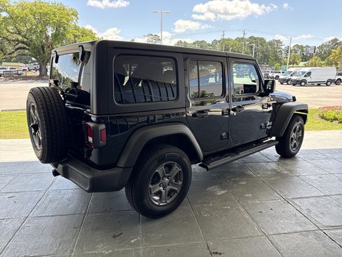 Used 2020 Jeep Wrangler Unlimited Sport S AWD/4WD image 11