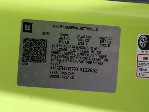 Used 2020 Chevrolet Camaro SS RWD image 43