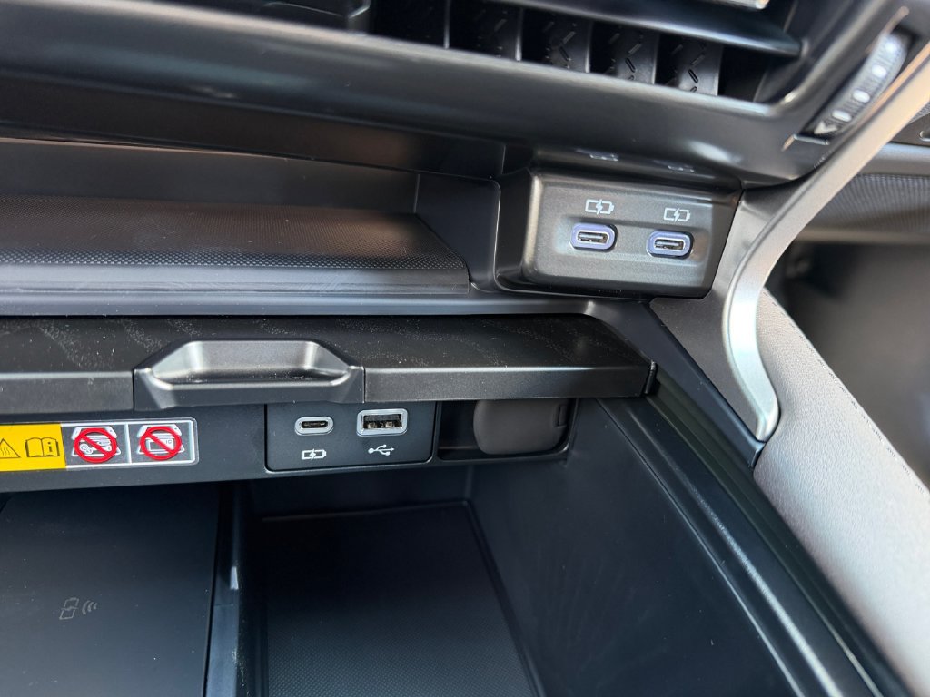 New 2026 Lexus RX 450h AWD w/ Convenience Package image 20
