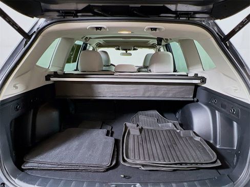 Used 2022 Subaru Forester Premium image 24