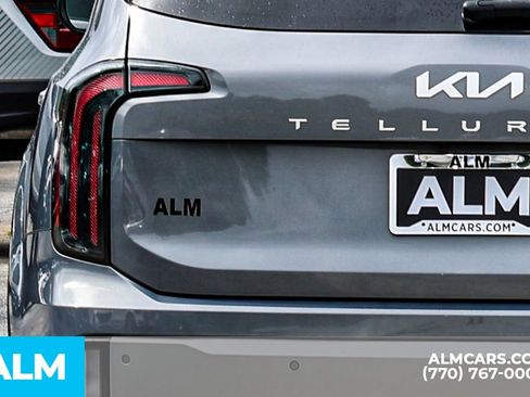 Used 2023 Kia Telluride EX w/ EX Captain's Chair Package AWD/4WD image 13