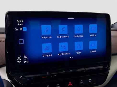 Used 2023 Volkswagen ID.4 Pro image 17
