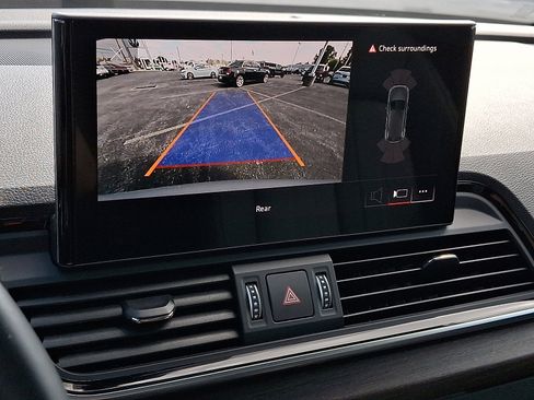 Used 2022 Audi Q5 2.0T Premium image 19