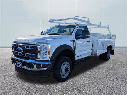 New 2024 Ford F450 XL w/ XL Chrome Package image 1