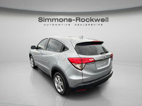 Used 2022 Honda HR-V LX image 3