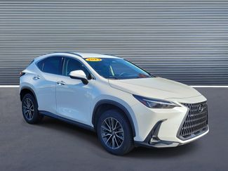 Used 2023 Lexus NX 250 FWD w/ Towing Package (2000 Lbs) video 2