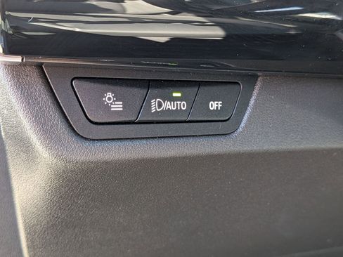 Used 2025 BMW X1 xDrive28i AWD/4WD image 17