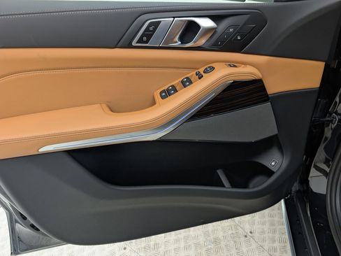 New 2026 BMW X5 xDrive50e image 14