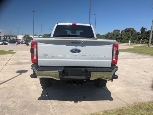 New 2026 Ford F250 Lariat w/ Tremor Off-Road Package AWD/4WD image 4