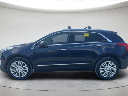 Used 2017 Cadillac XT5 Premium Luxury AWD/4WD image 11