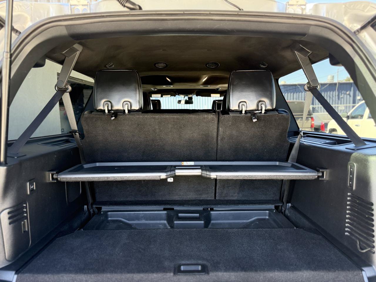 Used 2016 Ford Expedition EL Platinum AWD/4WD image 22