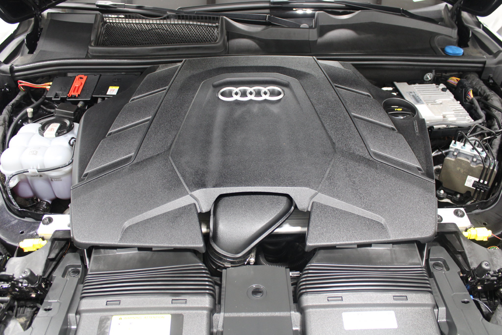 Used 2021 Audi Q7 3.0T Prestige w/ Prestige Package AWD/4WD image 10