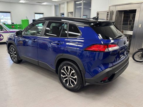 Used 2024 Toyota Corolla Cross SE w/ Moonroof Package image 26