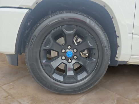 Used 2025 RAM 1500 Lone Star image 29