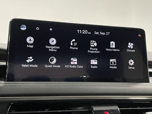 New 2025 Genesis G70 2.5T image 17